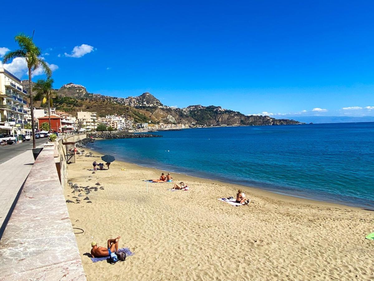 Alpha22 Apartment Giardini Naxos Exteriör bild