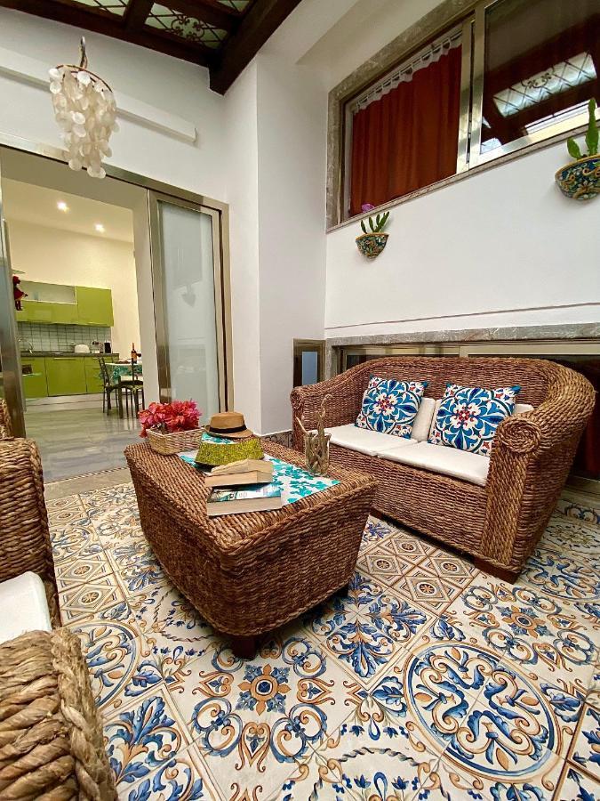 Alpha22 Apartment Giardini Naxos Exteriör bild